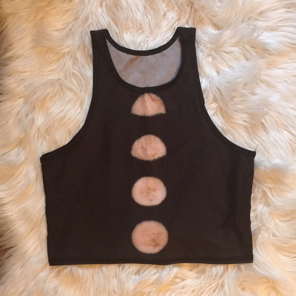 Teeki Crop Top